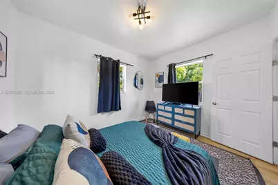 910 NE 81st St, Miami, FL 33138 - Photo 27