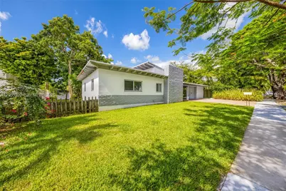 910 NE 81st St, Miami, FL 33138 - Photo 3