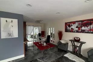 7400 NW 1st Ct, Pembroke Pines, FL 33024 - Photo 11