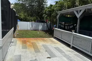 7400 NW 1st Ct, Pembroke Pines, FL 33024 - Photo 21