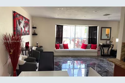 7400 NW 1st Ct, Pembroke Pines, FL 33024 - Photo 7