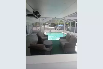 7400 NW 1st Ct, Pembroke Pines, FL 33024 - Photo 23