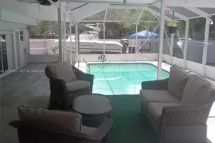 7400 NW 1st Ct, Pembroke Pines, FL 33024 - Photo 23