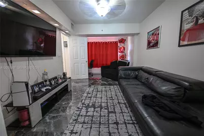 7400 NW 1st Ct, Pembroke Pines, FL 33024 - Photo 15