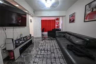 7400 NW 1st Ct, Pembroke Pines, FL 33024 - Photo 15