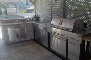 7400 NW 1st Ct, Pembroke Pines, FL 33024 - Photo 19