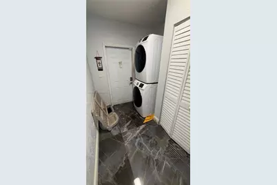 7400 NW 1st Ct, Pembroke Pines, FL 33024 - Photo 29