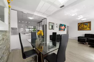 355 W 62nd St, Hialeah, FL 33012 - Photo 9