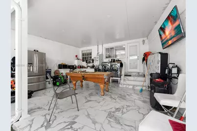 355 W 62nd St, Hialeah, FL 33012 - Photo 39