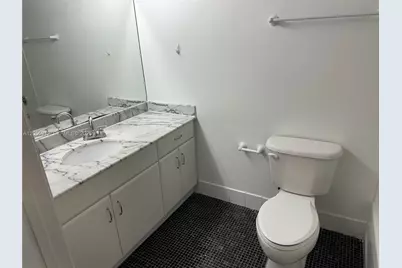 1200 Brickell Bay Dr #2310, Miami, FL 33131 - Photo 7