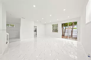 8684 NW 1st St, Miami, FL 33126 - Photo 5
