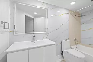 8290 Lake Dr, Doral, FL 33166 - Photo 17