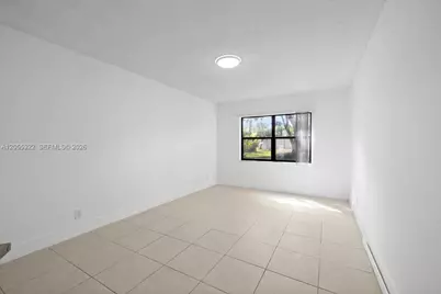 8290 Lake Dr #130, Doral, FL 33166 - Photo 15