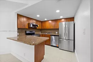 8290 Lake Dr, Doral, FL 33166 - Photo 5