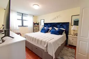 1621 Collins Ave, Miami Beach, FL 33139 - Photo 21