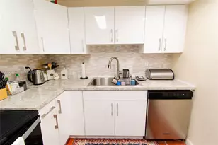 1621 Collins Ave, Miami Beach, FL 33139 - Photo 5