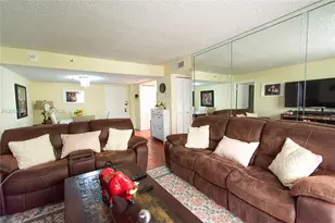 1621 Collins Ave, Miami Beach, FL 33139 - Photo 13