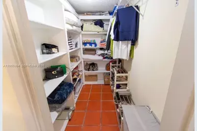 1621 Collins Ave #205, Miami Beach, FL 33139 - Photo 25