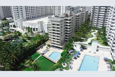 1621 Collins Ave #205, Miami Beach, FL 33139 - Photo 3
