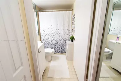 1621 Collins Ave #205, Miami Beach, FL 33139 - Photo 19