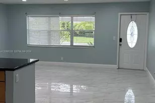 9 SE 10th Ct, Deerfield Beach, FL 33441 - Photo 3