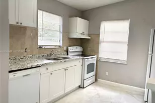 7541 Atlanta St, Hollywood, FL 33024 - Photo 3
