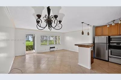 48 Mansfield B #48, Boca Raton, FL 33434 - Photo 5