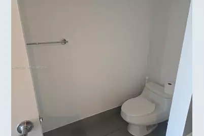 92 SW 3rd St #1808, Miami, FL 33130 - Photo 7
