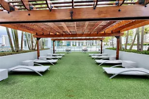 92 SW 3rd St, Miami, FL 33130 - Photo 41