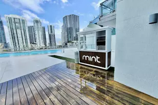 92 SW 3rd St, Miami, FL 33130 - Photo 37