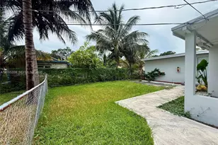 2237 Wilson St, Hollywood, FL 33020 - Photo 5