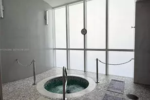 18101 Collins Ave, Sunny Isles Beach, FL 33160 - Photo 27