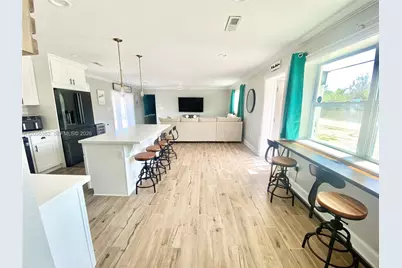 133 Indies Rd, Lower Sugarloaf Key, FL 33042 - Photo 5