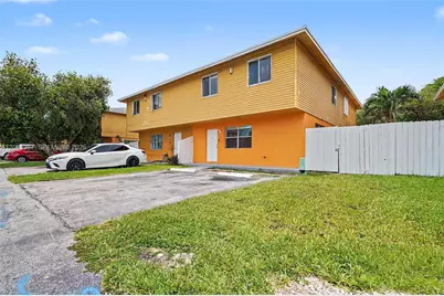 145 NE 12th Ave #145, Homestead, FL 33030 - Photo 3