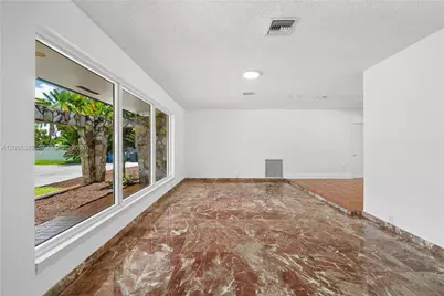 220 NW 130th Ave, Miami, FL 33182 - Photo 17