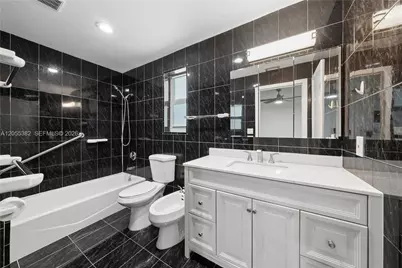 220 NW 130th Ave, Miami, FL 33182 - Photo 23