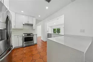 220 NW 130th Ave, Miami, FL 33182 - Photo 9