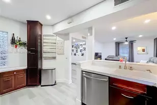 10790 NW 14th St, Plantation, FL 33322 - Photo 15