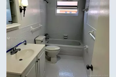 121 Golden Isles Dr #407, Hallandale Beach, FL 33009 - Photo 19