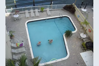 121 Golden Isles Dr #407, Hallandale Beach, FL 33009 - Photo 3