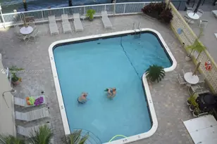 121 Golden Isles Dr, Hallandale Beach, FL 33009 - Photo 3