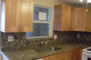 121 Golden Isles Dr, Hallandale Beach, FL 33009 - Photo 11