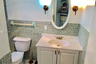121 Golden Isles Dr, Hallandale Beach, FL 33009 - Photo 15