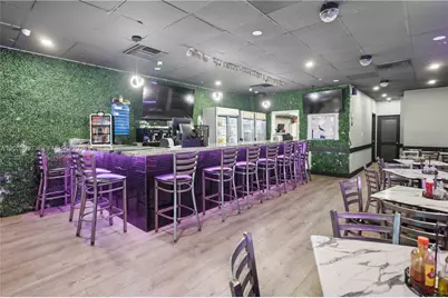 1081 E 47th St, Hialeah, FL 33013 - Photo 15