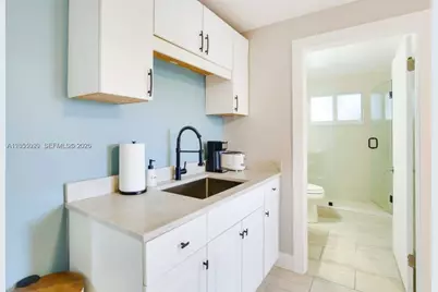 1321 NE 26th Ter #0, Pompano Beach, FL 33062 - Photo 27