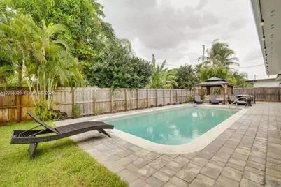 1321 NE 26th Ter #0, Pompano Beach, FL 33062 - Photo 31