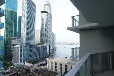 77 SE 5th St #2005, Miami, FL 33131 - Photo 29