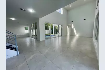 10250 NW 74th Ter #0, Doral, FL 33178 - Photo 9