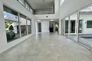 10250 NW 74th Terrace, Doral, FL 33178 - Photo 11