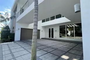 10250 NW 74th Terrace, Doral, FL 33178 - Photo 5